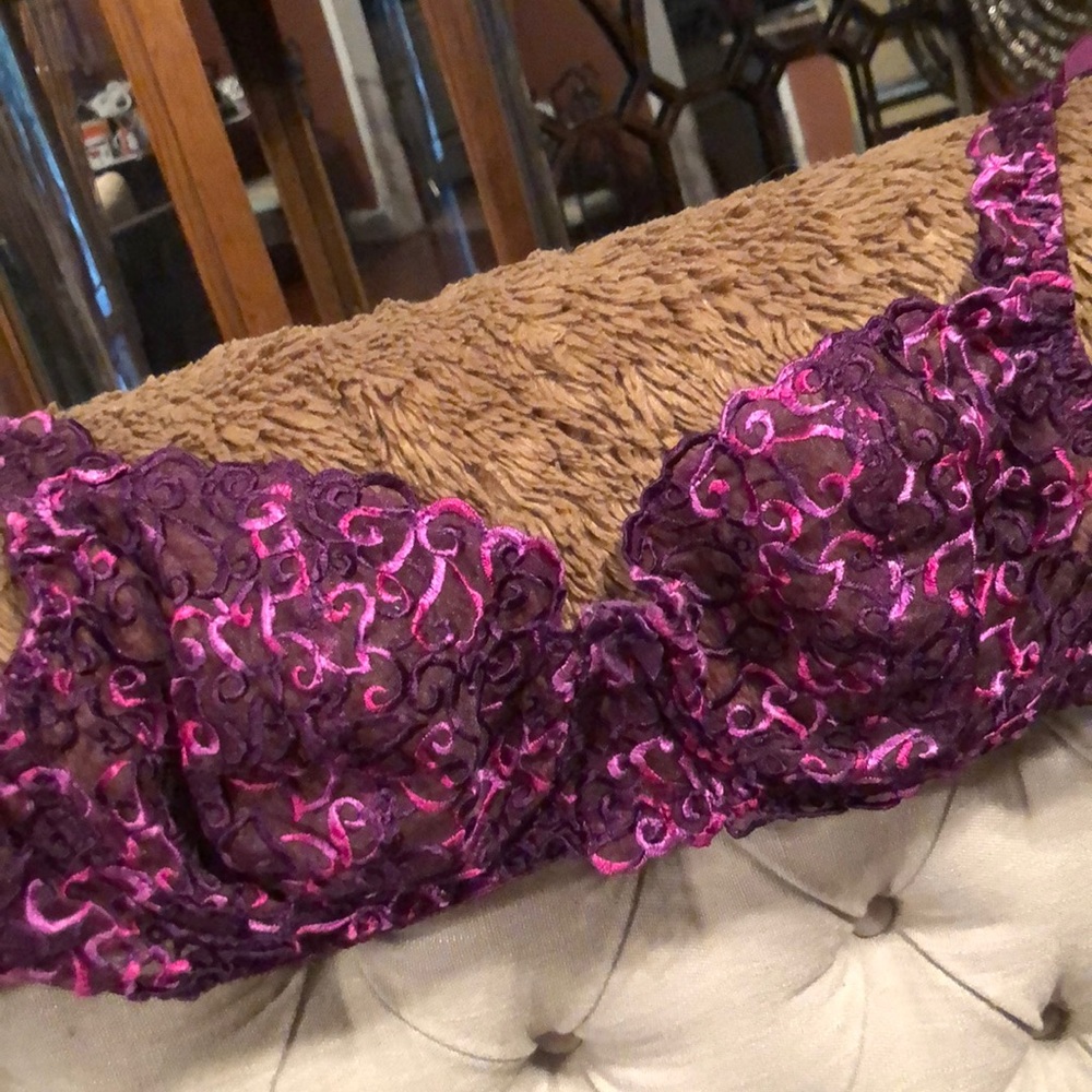 VICTORIAS SECRET BRA SZ 36D GORGEOUS SEXY